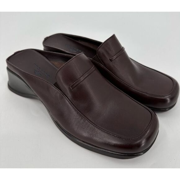 Dockers Brown Leather Loafer Mules Classic Neutral Womens Size 6 Preppy - Picture 1 of 9